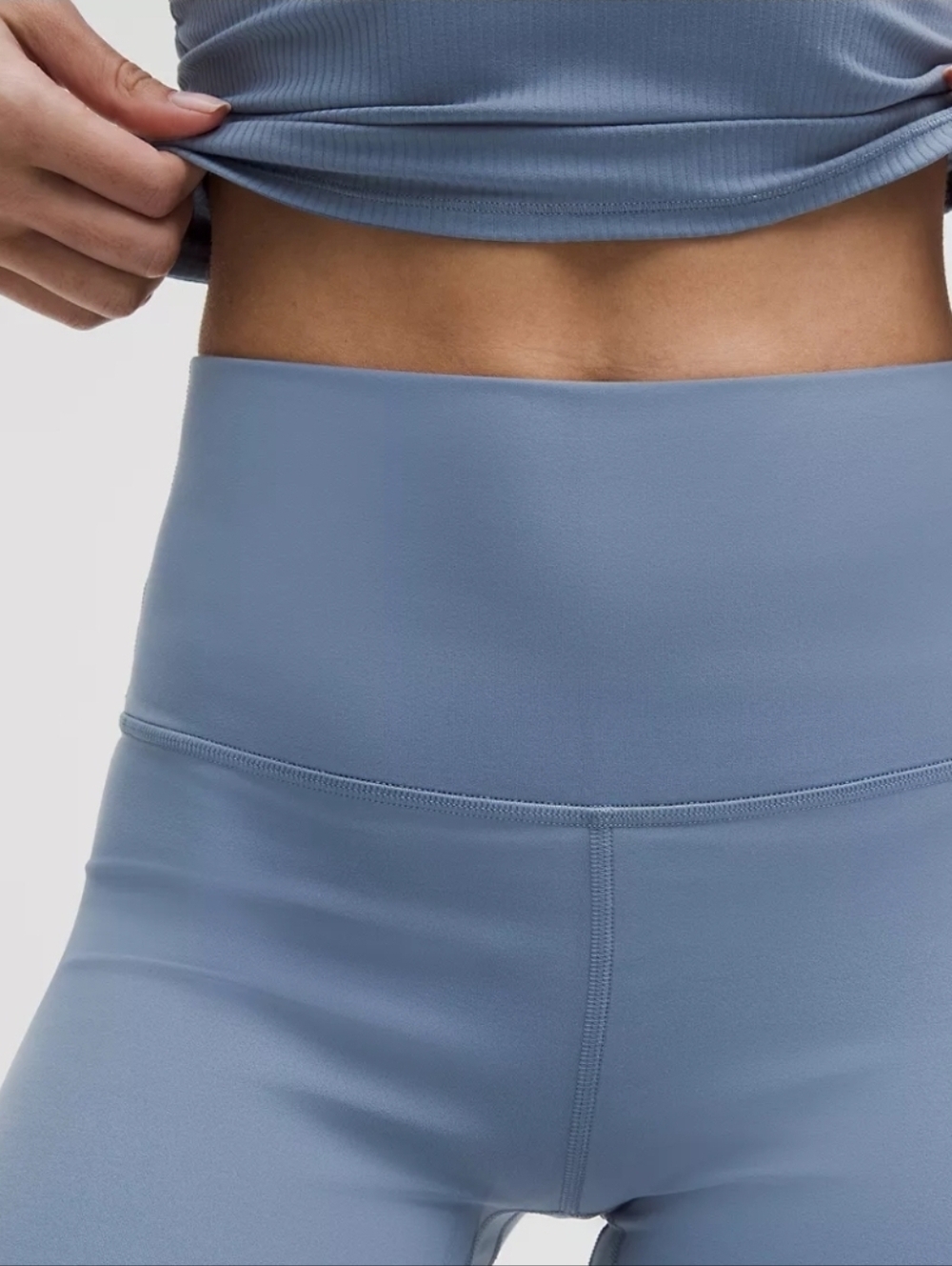 Lululemon Align High Rise Short 4" - Picture 2 of 4